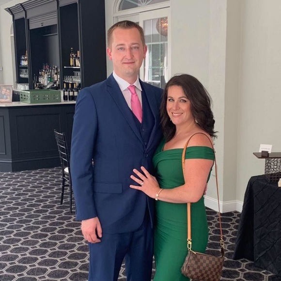 Meet your Posher, Tiffany - Picture 1 of 1